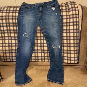 AE stretch ripped pants